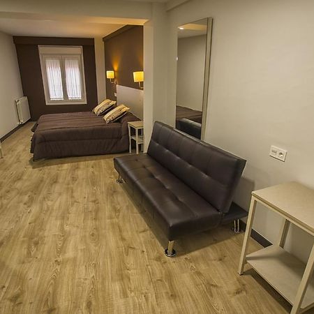 ארנדה דה דוארו Hostal Elvira מראה חיצוני תמונה