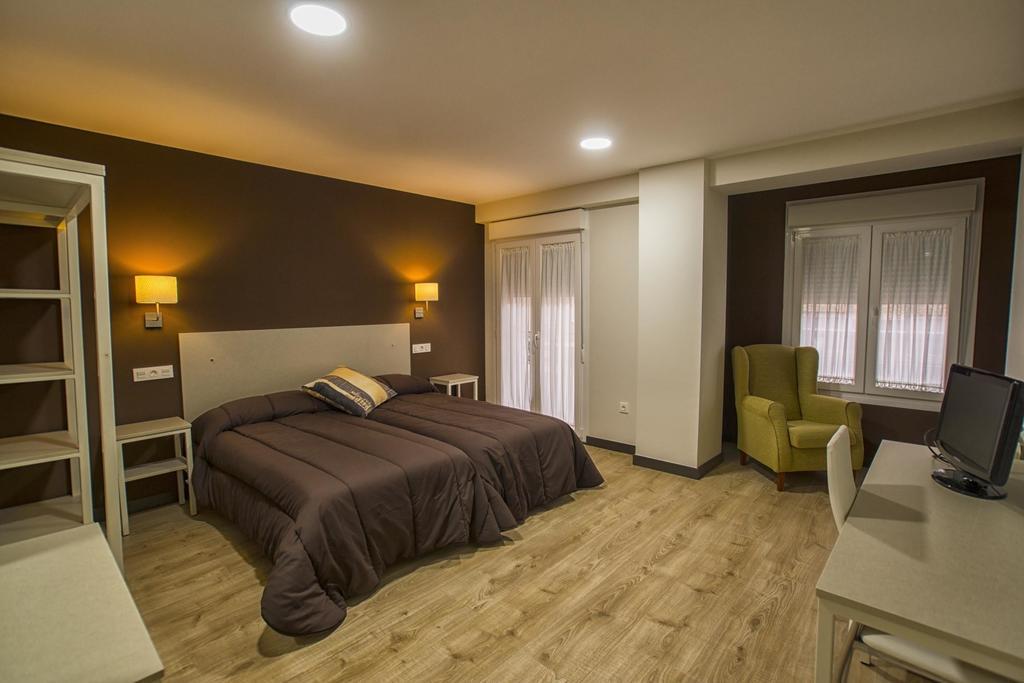 ארנדה דה דוארו Hostal Elvira חדר תמונה